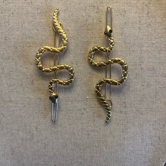 🐍 Gold Tone Snake Barrettes (2) - Picture 2 of 4